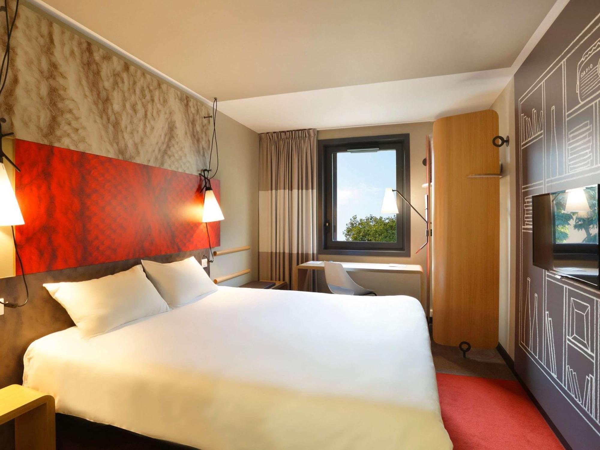 Ibis Le Mans Est Pontlieue Hotel Ngoại thất bức ảnh