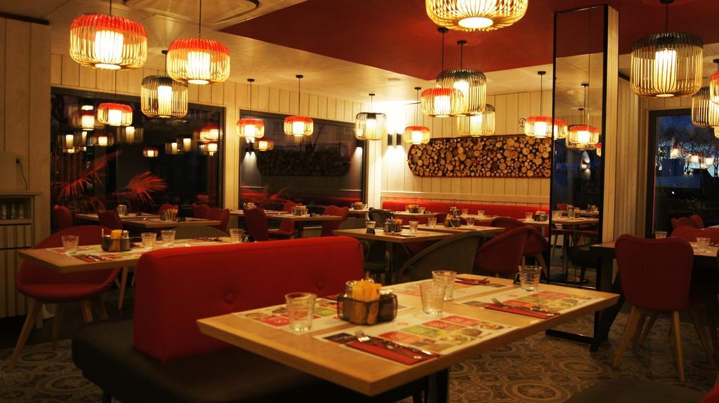 Ibis Le Mans Est Pontlieue Hotel Ngoại thất bức ảnh